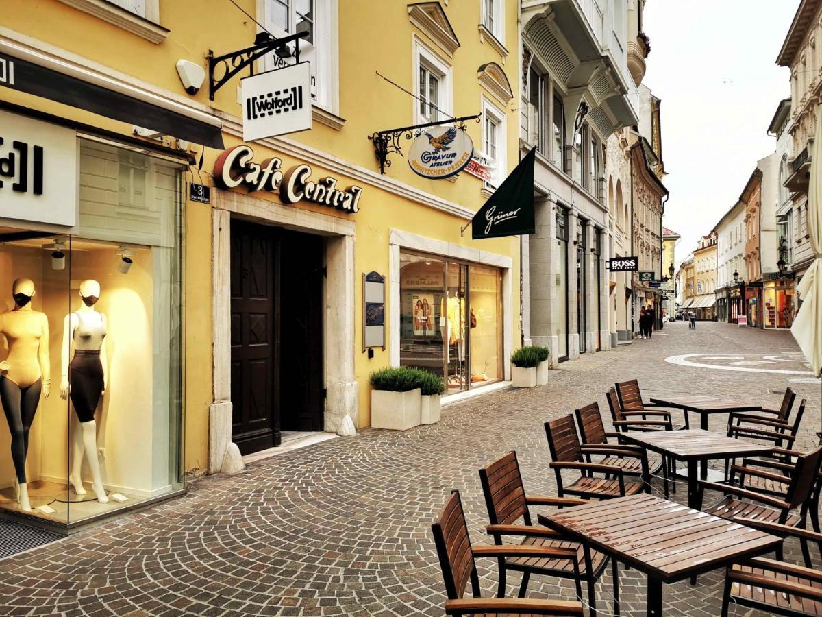 Ferienwohnung Himmelberg 80M2 In Der Altstadt Und Toll Fuer Familien Klagenfurt am Woerthersee Bagian luar foto